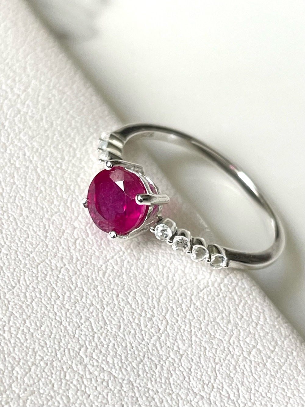 925 Sterling Silver Ruby Solitaire Ring with white Topaz US: 6,7,8,9